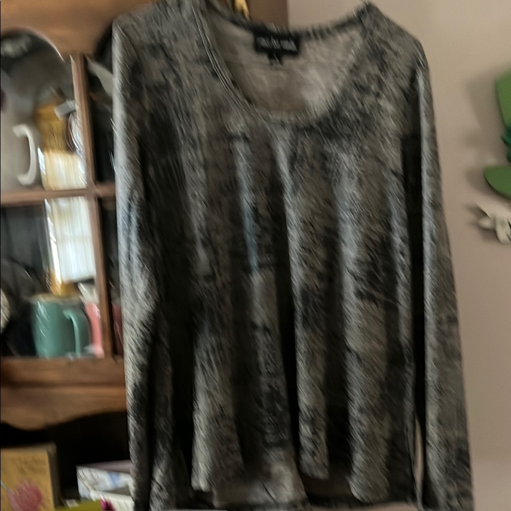 Gray Long Sleeve Top Ashley foil top peace world brand new